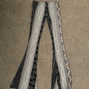 High waisted Fitted Pants